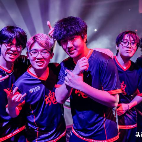 无畏契约FPX选手常用近战武器盘点，FUT职业选手必备！