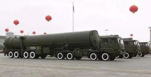 东风导弹S2曝光：揭秘我国新一代导弹神秘面纱