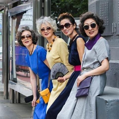 《暗黑4》全职业时装亮相，如何选？