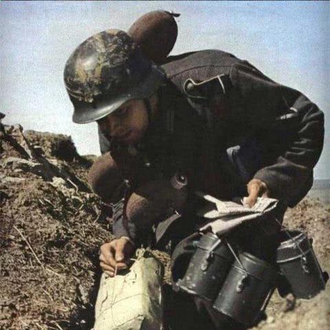 《重炮母舰》图文攻略:BOSS战解析及系统入门指南 《重炮母舰》图文攻略:BOSS战解析及系统入门指南