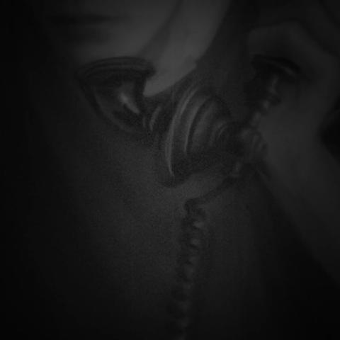 《纸嫁衣4红丝缠》元宝许愿井寻铜钱解谜攻略