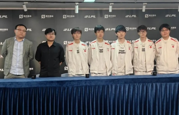 Gr_Jin COA8两局四抓力压群雄，力克WBG！