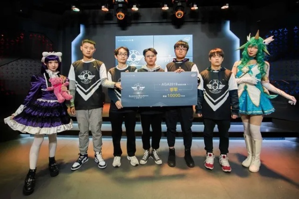 RC_AKa“噩梦”四抓夺魁,助力战队夺冠 RC_AKa“噩梦”四抓夺魁,助力战队夺冠