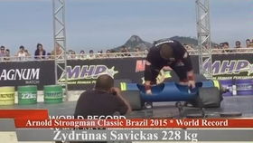 《雷索纳斯》独家揭秘：揭秘铁路模拟新境界，二游体验大不同！