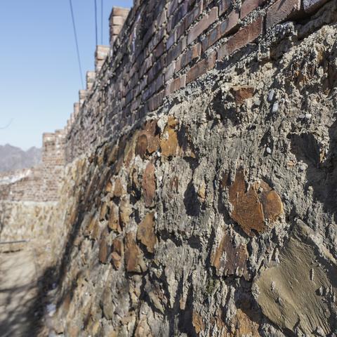 《揭秘堡垒之夜石墙建造：石材竖版数据深度解析》