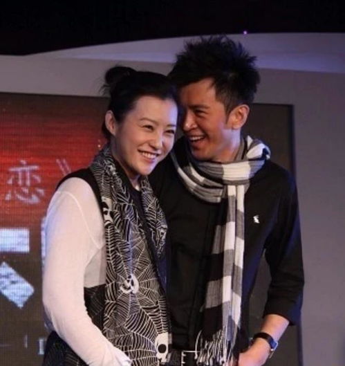 《蜡烛人》剧情揭秘：神秘角色大揭秘，揭秘背后惊人真相！