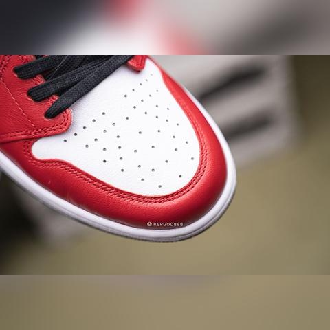 《绝地求生枪法秘籍：侧身射击、蛇皮走位大揭秘！》