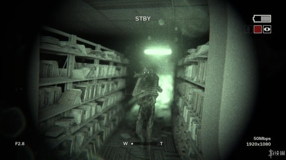 《逃生2》极限挑战：无电池、不躲藏，速通狂潮揭秘！