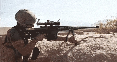 《堡垒之夜》巴雷特狙击技巧揭秘！学会这招，一枪爆头不是梦