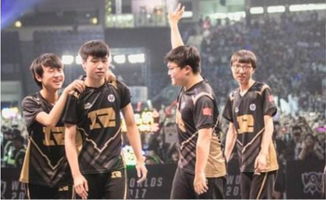 《光与影33号》三女战队揭秘:神秘阵容,谁将引领风骚? 《光与影33号》三女战队揭秘:神秘阵容,谁将引领风骚?