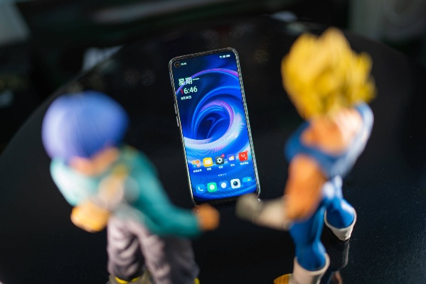 一加Ace 5竞速版：电竞三芯驱动，游戏体验领跑同档！