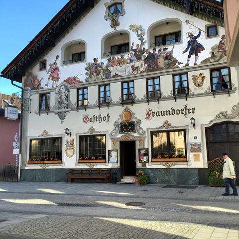 《王国保卫战前线》英雄建筑解析:揭秘敌人攻略,轻松通关秘籍! 《王国保卫战前线》英雄建筑解析:揭秘敌人攻略,轻松通关秘籍!