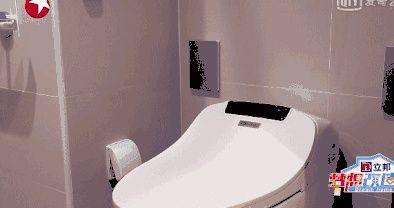 《解限机》深度体验：马桶互动，机师生活新境界