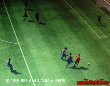 1. 《实况足球2010》Demo革新揭秘：全新引擎体验
2. 《实况足球2010》Demo亮点抢先看：画质革命升级
3. 《实况足球2010》Demo深度剖析：革新玩法大揭秘
4. 《实况足球2010》Demo评测：突破性技术革新一览
5. 《实况足球2010》Demo新问题曝光：玩家热议功能缺陷