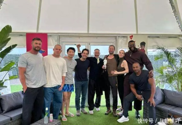 《复仇者联盟5》独家片场照！三大超英齐聚首，首次同框曝光