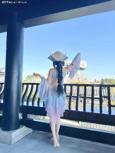 网红cos西施,白皙美腿惊艳全网,性感身材引热议 网红cos西施,白皙美腿惊艳全网,性感身材引热议