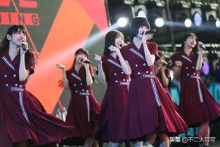 《棕色尘埃2》新角色惊艳亮相！尹雪花漫展COS婚纱引爆全场