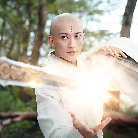 《逍遥情缘》独家揭秘：COS齐天大圣，解锁《逍遥情缘》独特魅力！