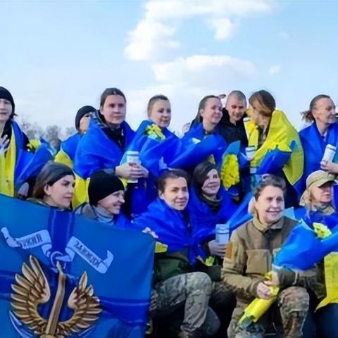 《丧尸围城复刻版》试玩：再战商场，丧尸地狱等你挑战