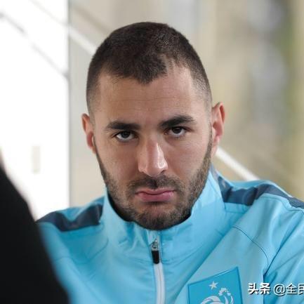 《饿狼传说群狼之城》C罗连段攻略：解锁最强战斗技巧