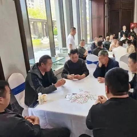 《马力欧卡丁车8》国行评测:共享欢乐,竞技盛宴新体验 《马力欧卡丁车8》国行评测:共享欢乐,竞技盛宴新体验