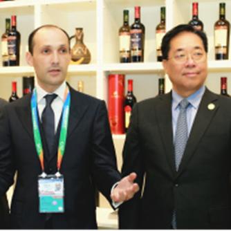 全勤进博会，共赴机遇新篇章