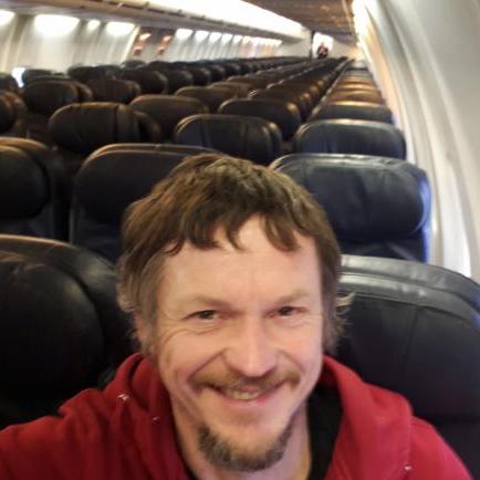 女子坐飞机竟包机?全网羡慕的独享飞行到底怎么刷到的 女子坐飞机竟包机?全网羡慕的独享飞行到底怎么刷到的