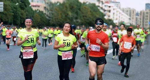 马拉松阵容搭配难题？高效提升战力的最佳方案