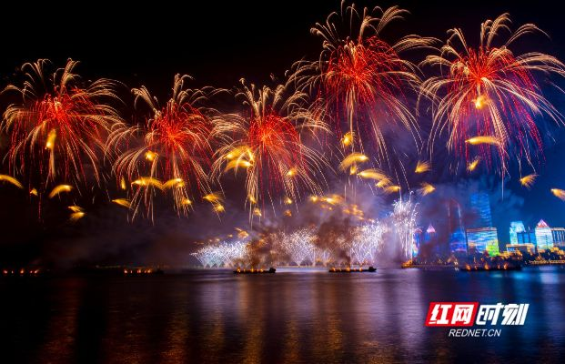 浏阳烟花赋能魔域 次元盛宴引爆玩家期待