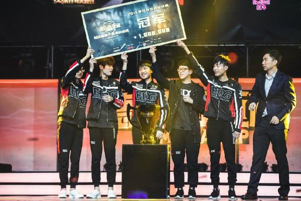 2016德玛西亚杯总决赛复盘，EDG零封RNG的制胜关键是什么？