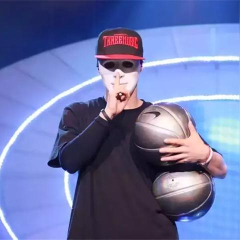 腾讯游戏鼓励玩家不务正业，创作属于你的新世界