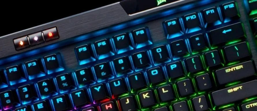 Corsair Makr Pro 75 键盘深度评测，它是否值得你的期待？