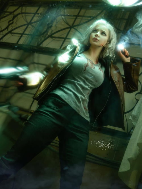 美女博主沉迷生化危机9，安魂曲 里昂登场即引舌战热议