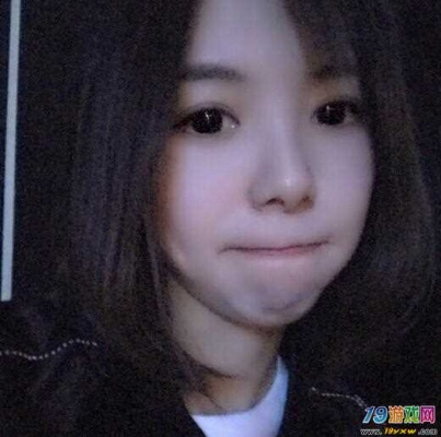 揭秘LoL小楼玩法，进攻型辅助实战指南