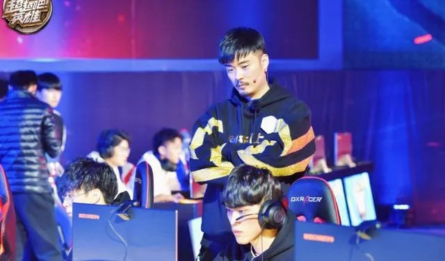 陈赫LOL直播到底图什么?揭秘娱乐圈最强上单的实战套路 陈赫LOL直播到底图什么?揭秘娱乐圈最强上单的实战套路